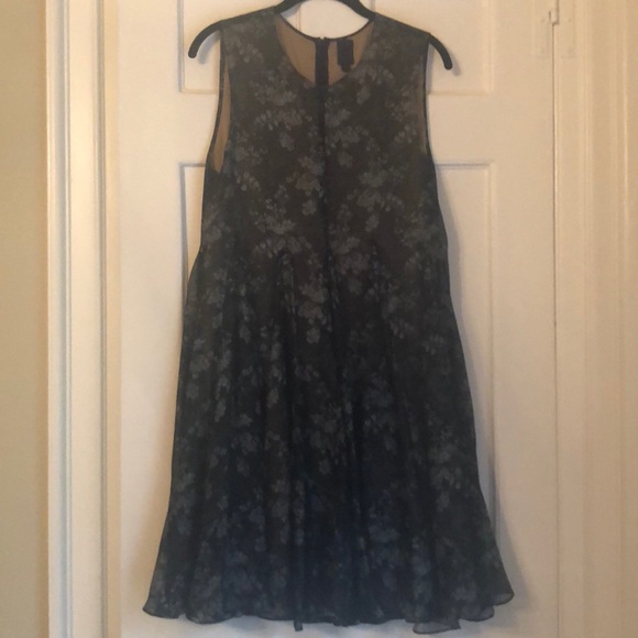 Vera Wang Collection Dress - Picture 1 of 8